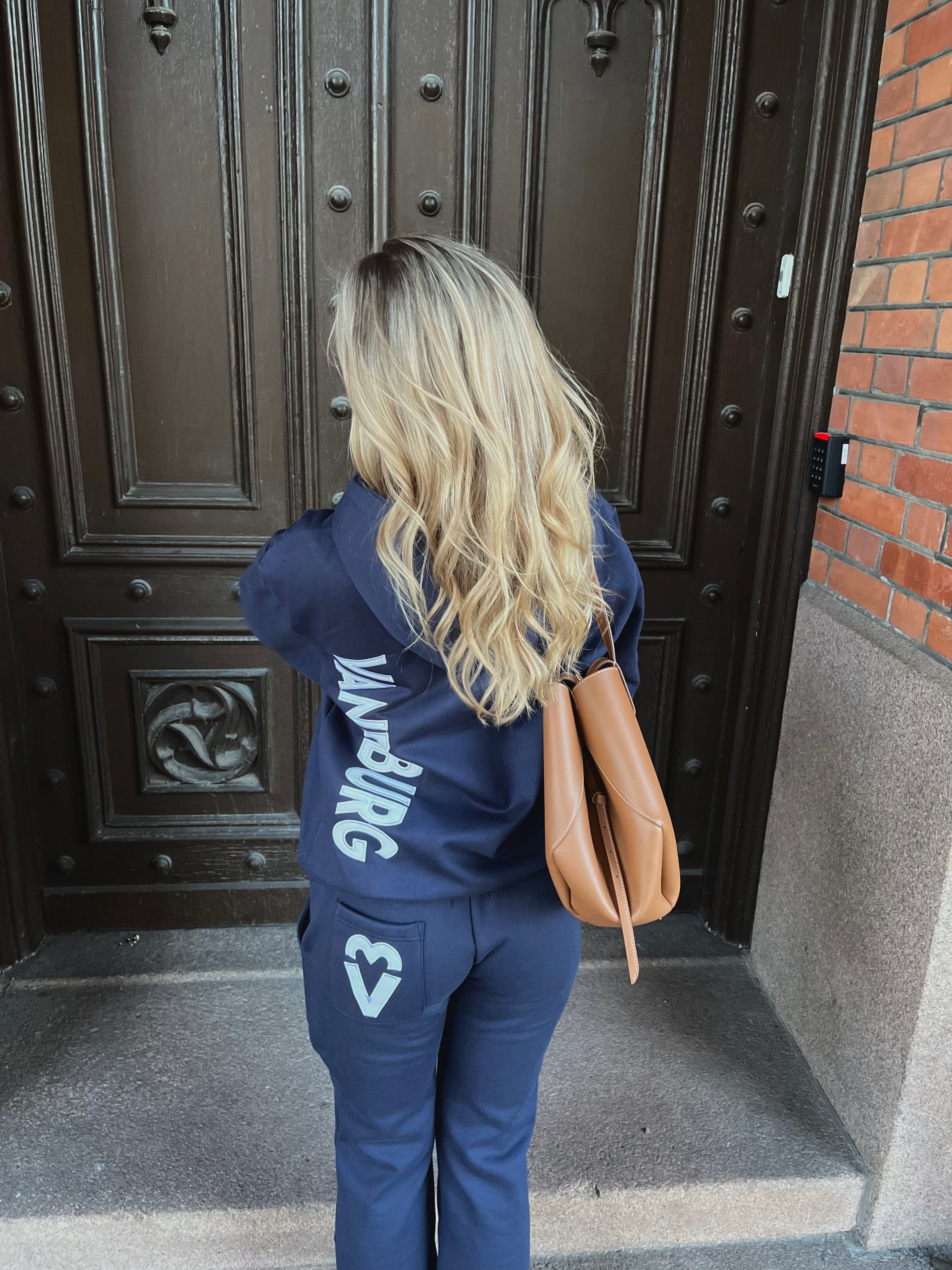 HEARTLINE SWEATPANTS- NAVY BLUE