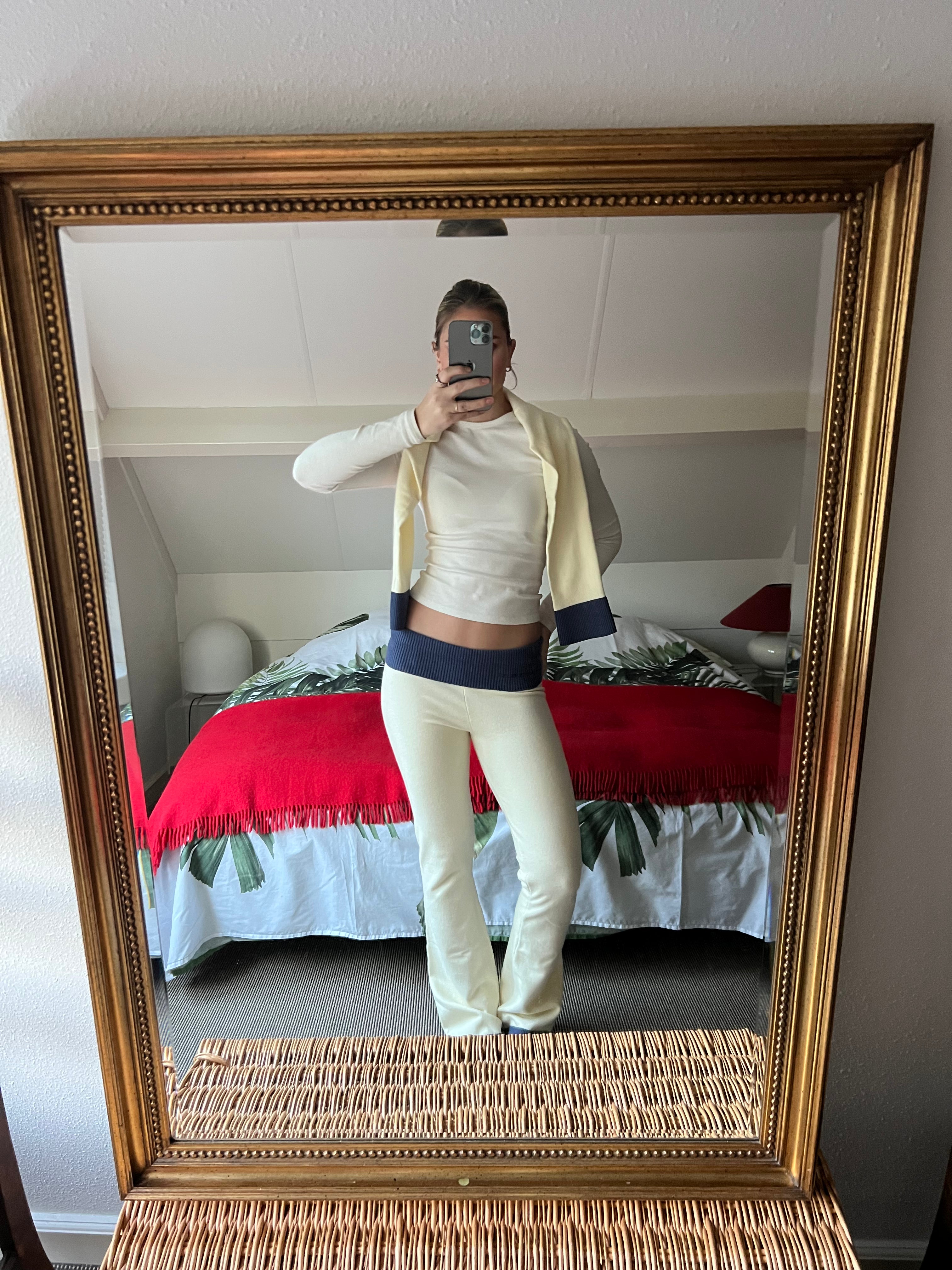 Navy & Cream- SWEATPANTS